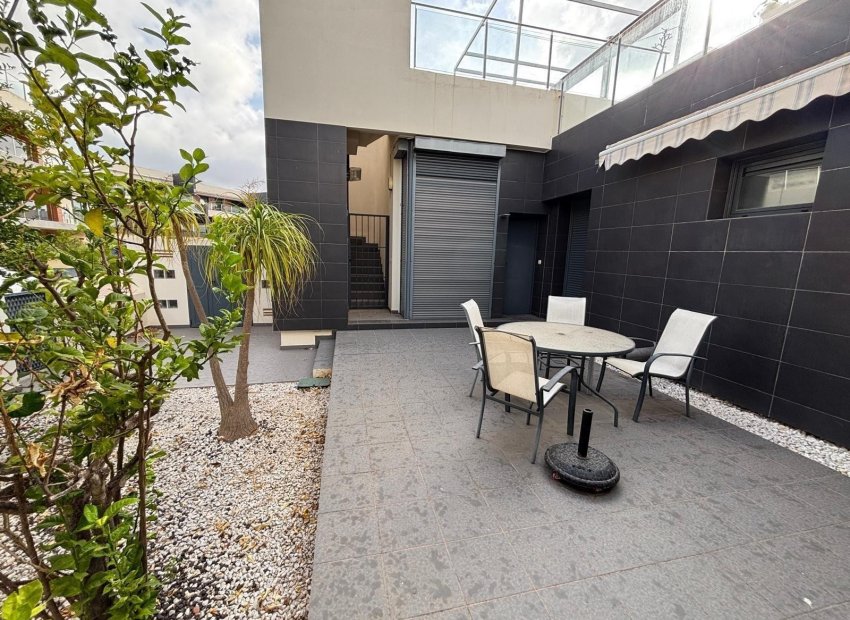 Herverkoop - Herenhuis - Torrevieja - torrevieja