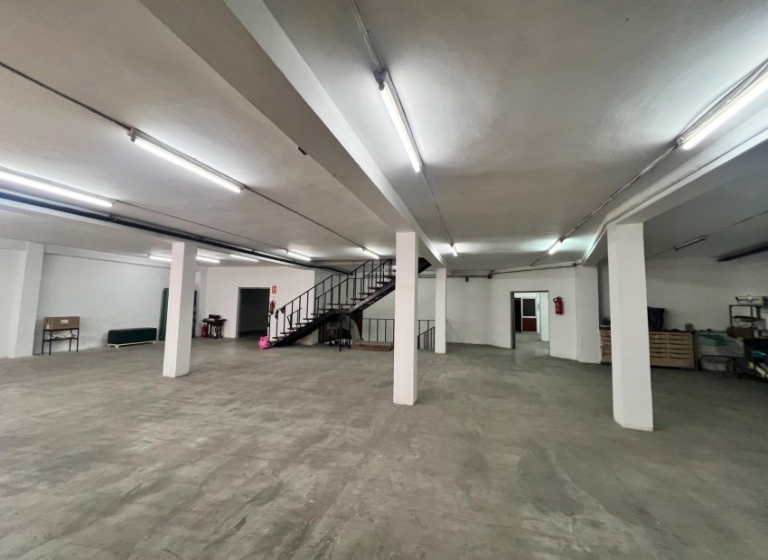 Herverkoop - Local comercial - Alicante - Centro