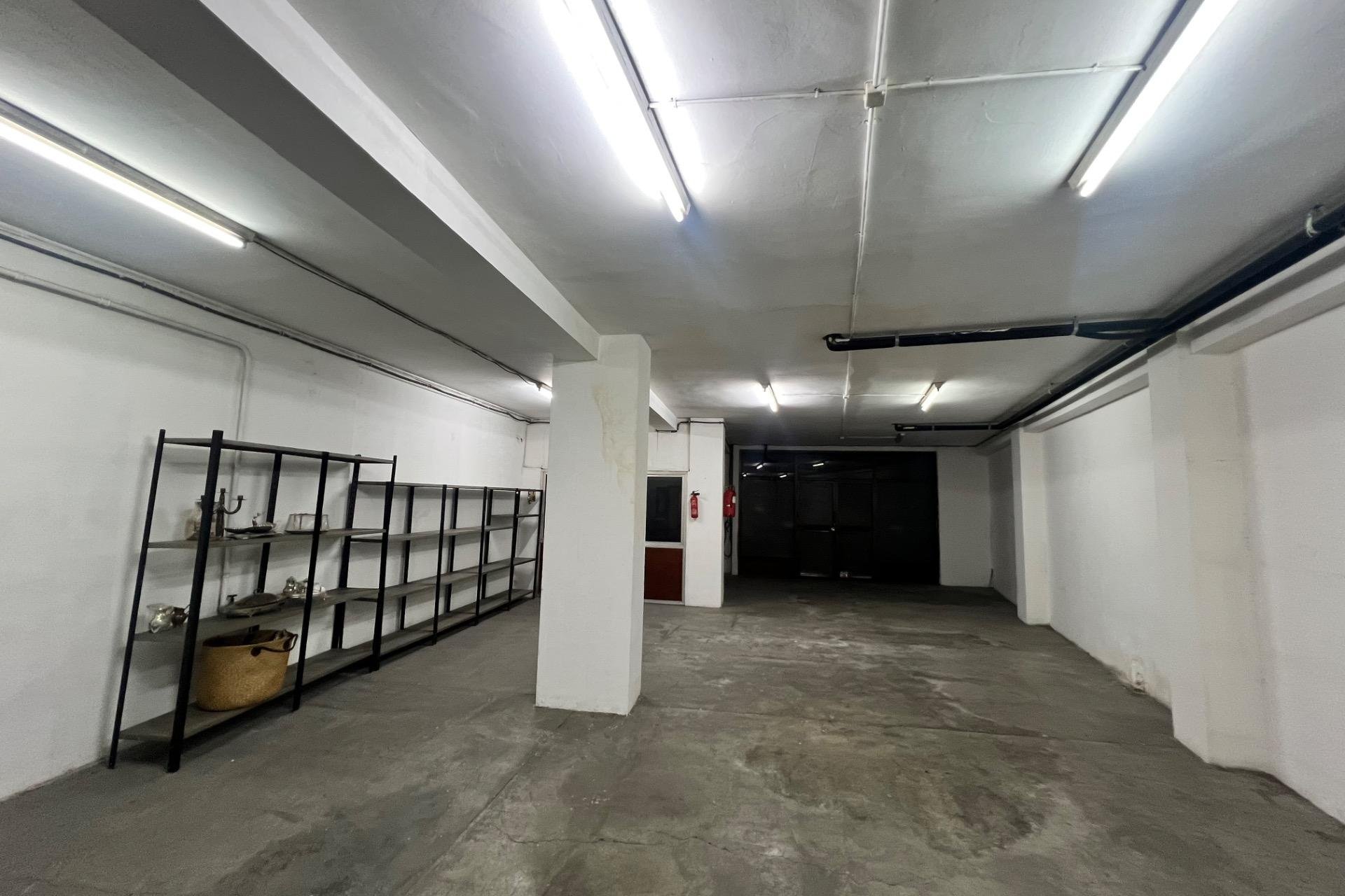 Herverkoop - Local comercial - Alicante - Centro