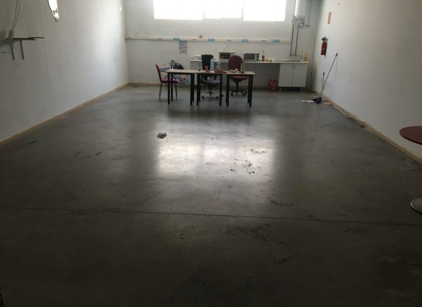 Herverkoop - Nave industrial - Elche Pedanías - Poligono torrellano