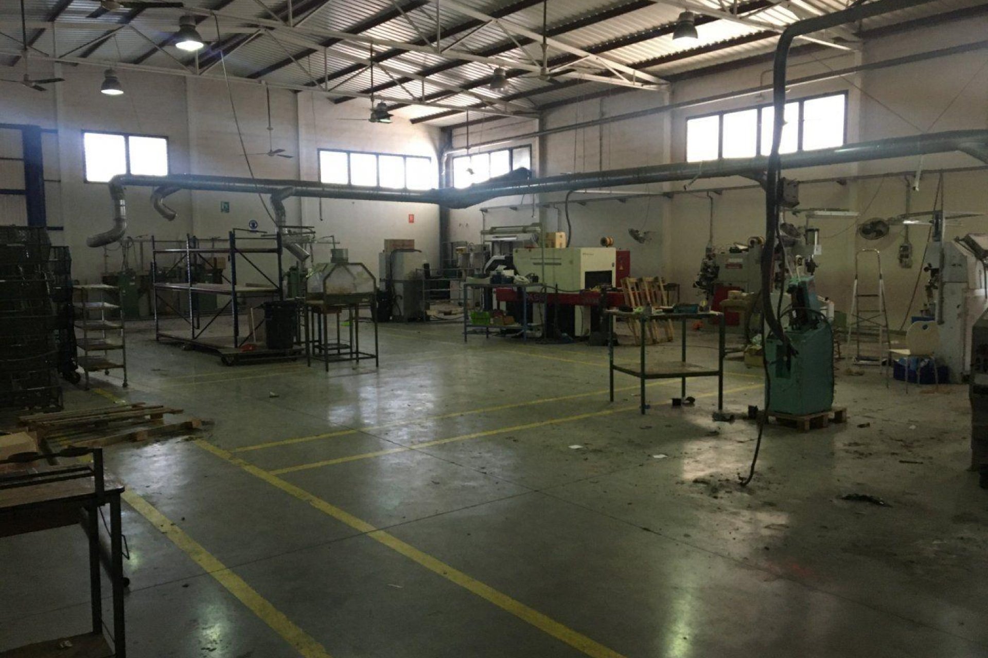 Herverkoop - Nave industrial - Elche Pedanías - Poligono torrellano