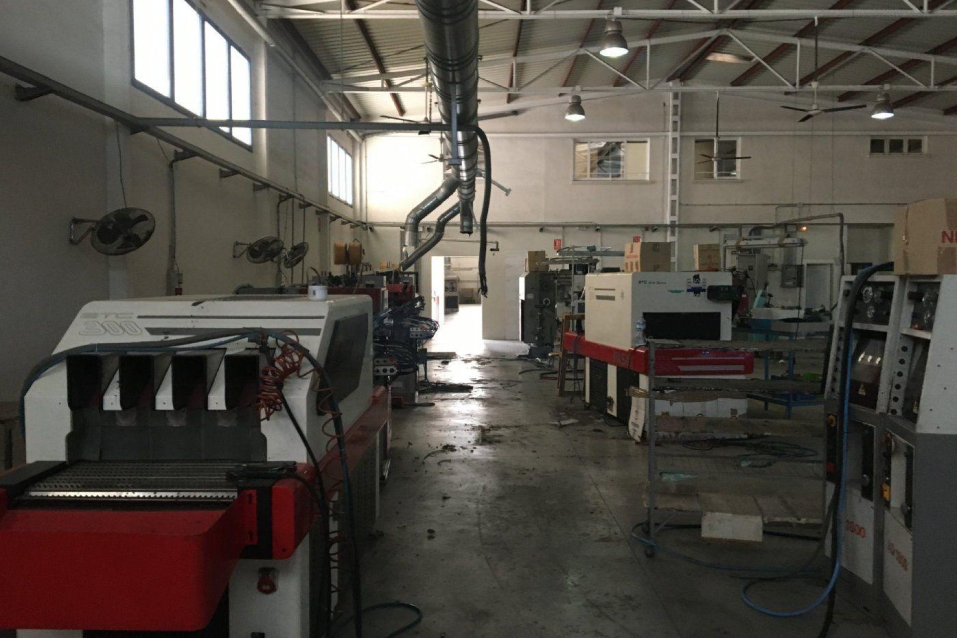 Herverkoop - Nave industrial - Elche Pedanías - Poligono torrellano