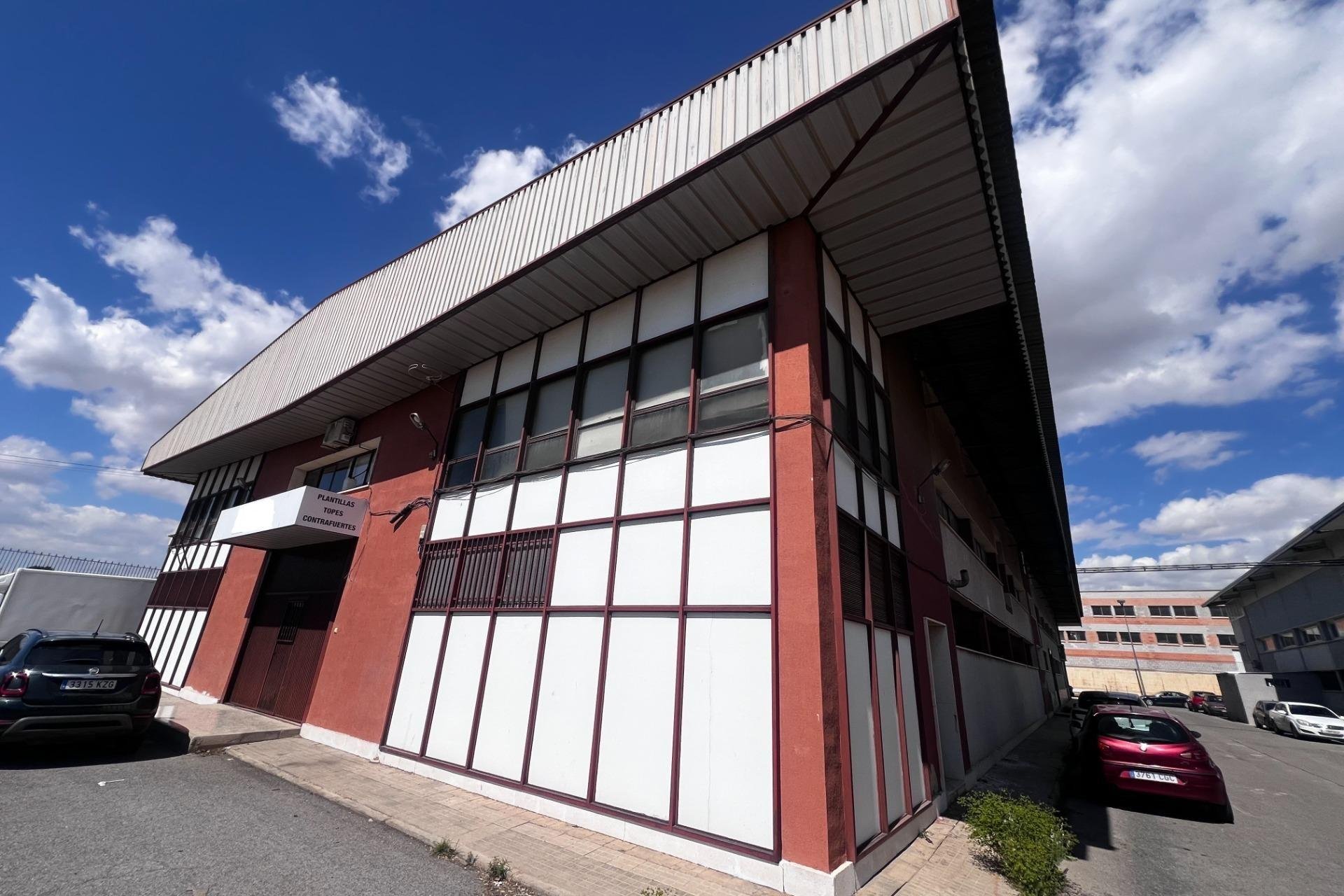 Herverkoop - Nave industrial - Matola - Algoda-Matola-Llano de San José