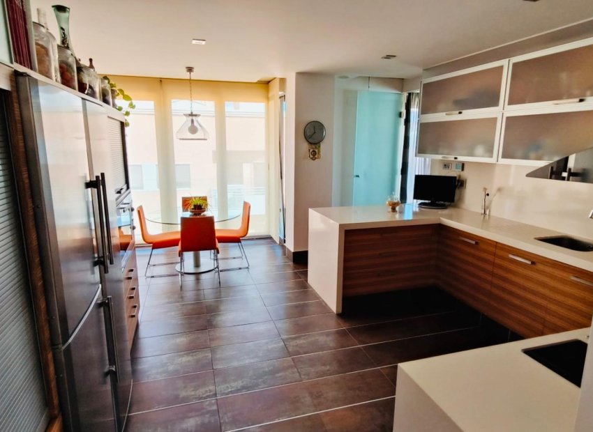 Herverkoop - Penthouse - Elche - Centro