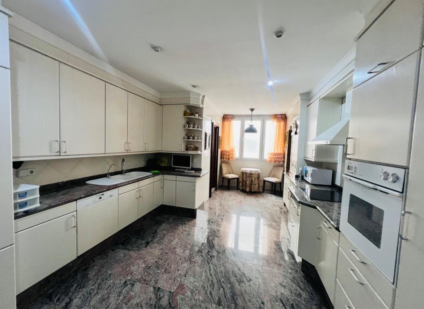 Herverkoop - Piso - Alicante - Centro Tradicional