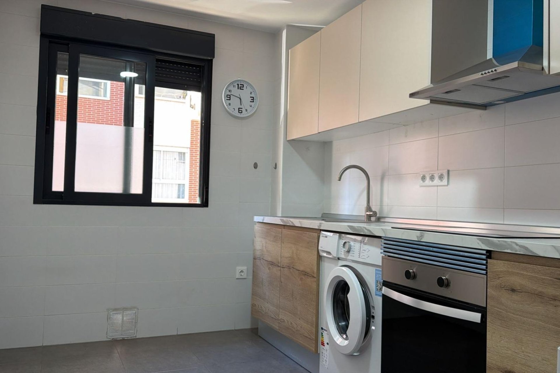 Herverkoop - Piso - Elche - Altabix