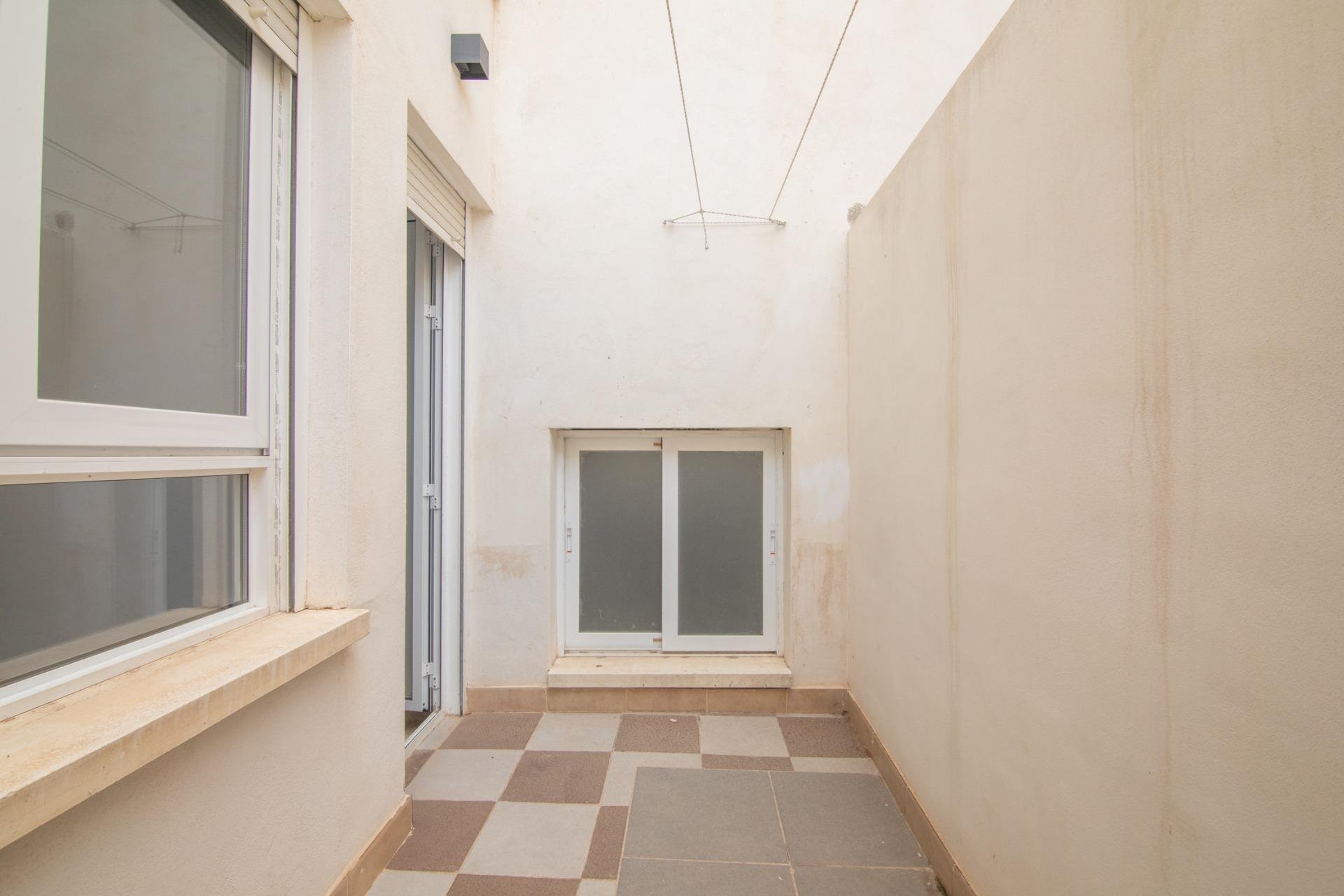 Herverkoop - Piso - Elche - Altabix
