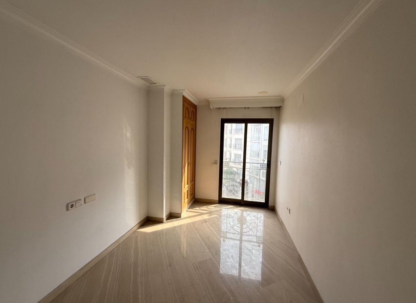 Herverkoop - Piso - Elche - Centro