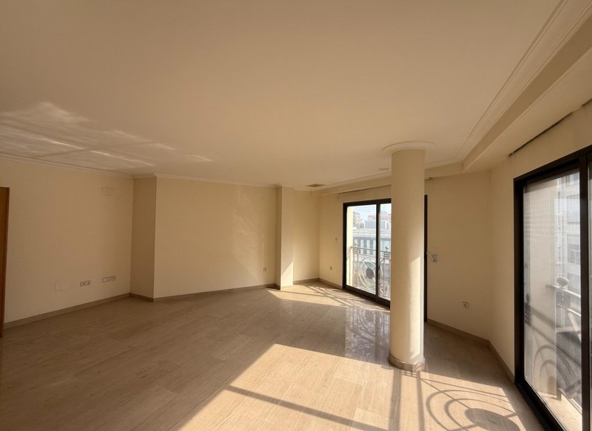 Herverkoop - Piso - Elche - Centro