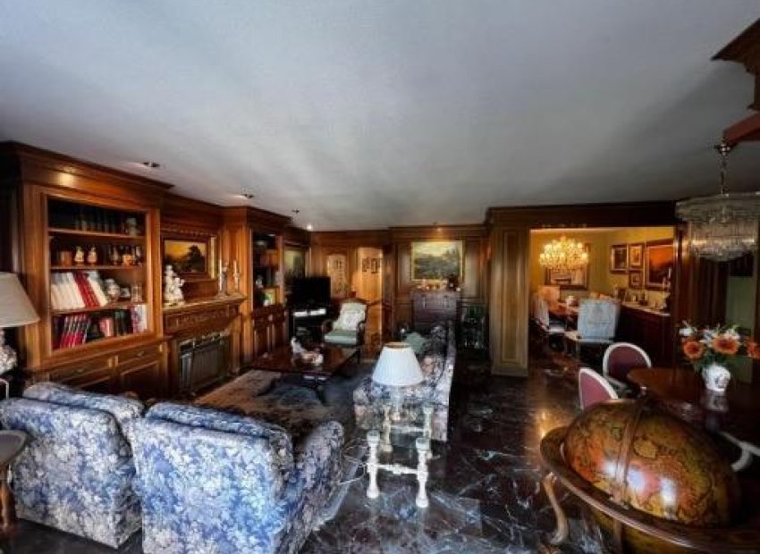 Herverkoop - Piso - Elche - Centro