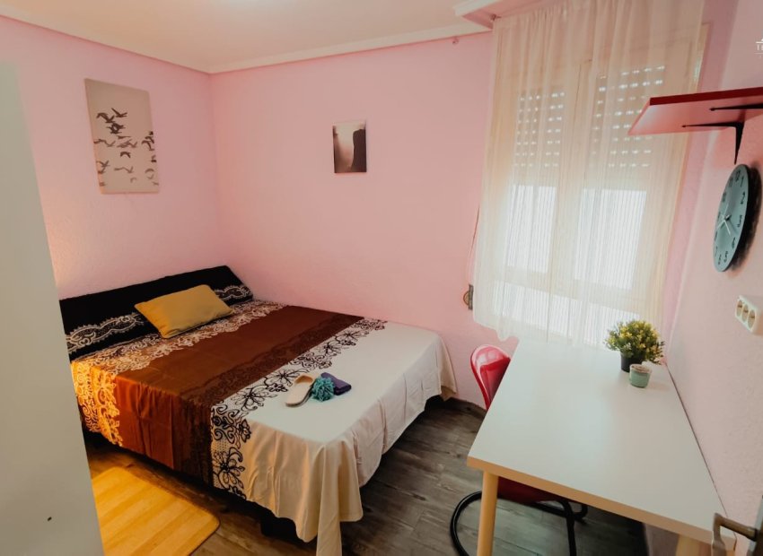 Herverkoop - Piso - Elche - Sector V-El Canal