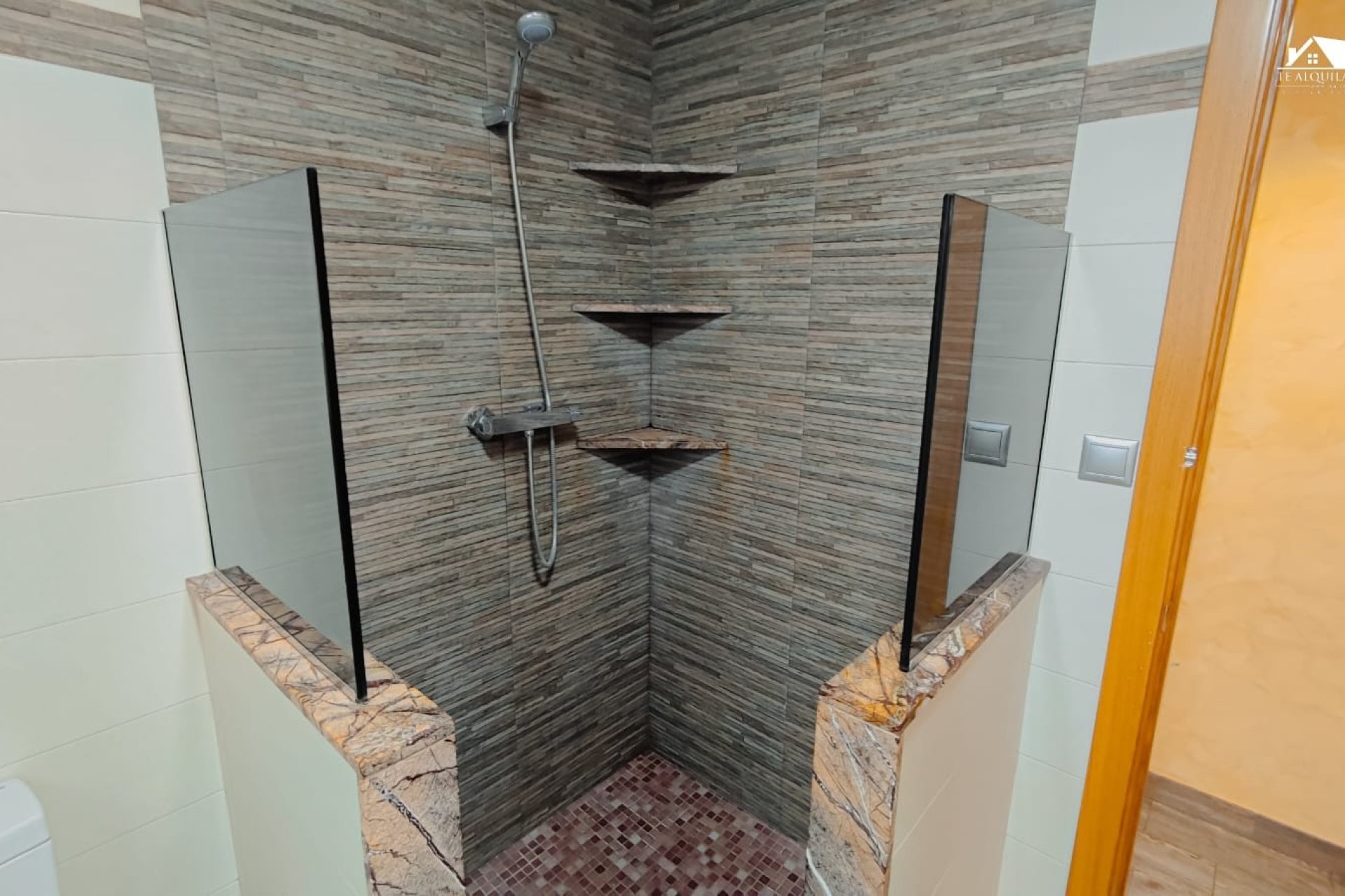 Herverkoop - Piso - Elche - Sector V-El Canal