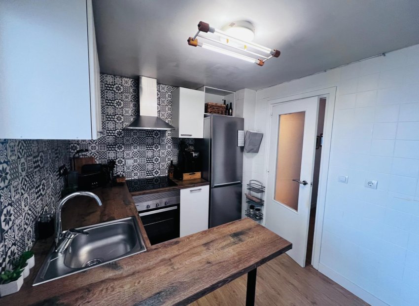 Herverkoop - Piso - Elche - Sector V-El Canal