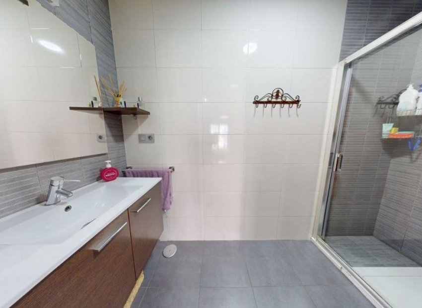 Herverkoop - Piso - Elche - Sector V-El Canal