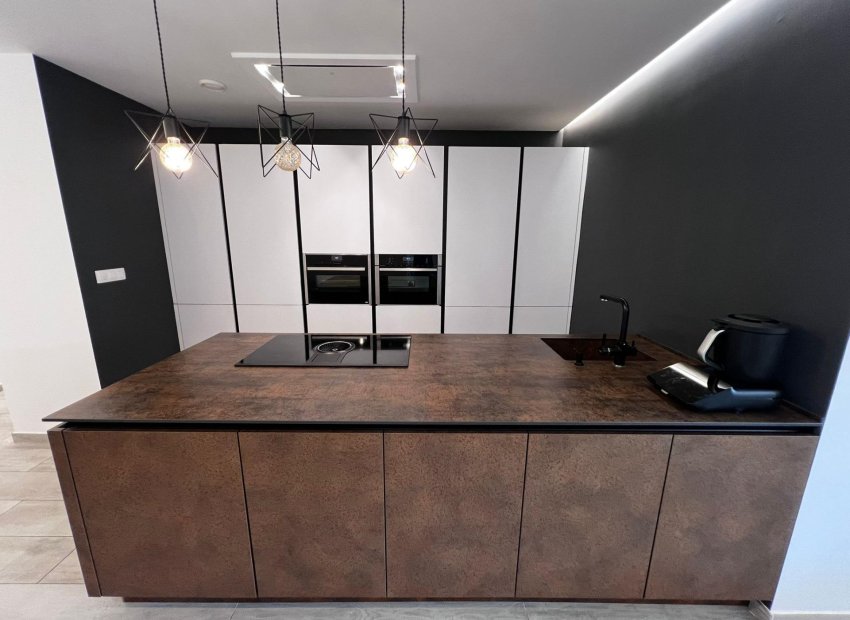 Herverkoop - Piso - Elche - Travalón