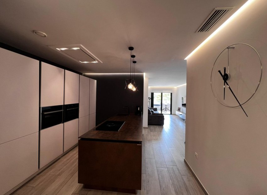 Herverkoop - Piso - Elche - Travalón