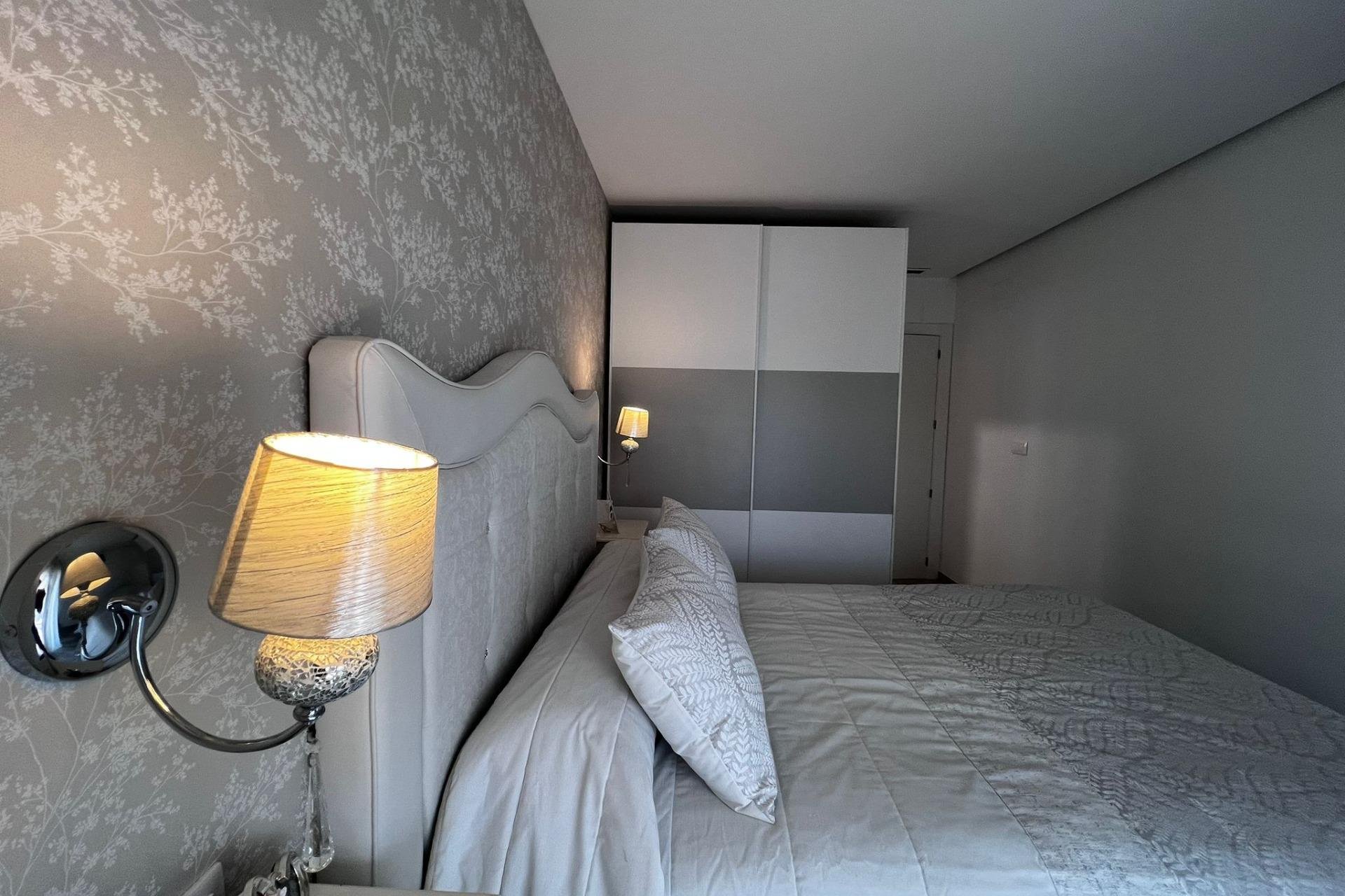 Herverkoop - Piso - Elche - Travalón