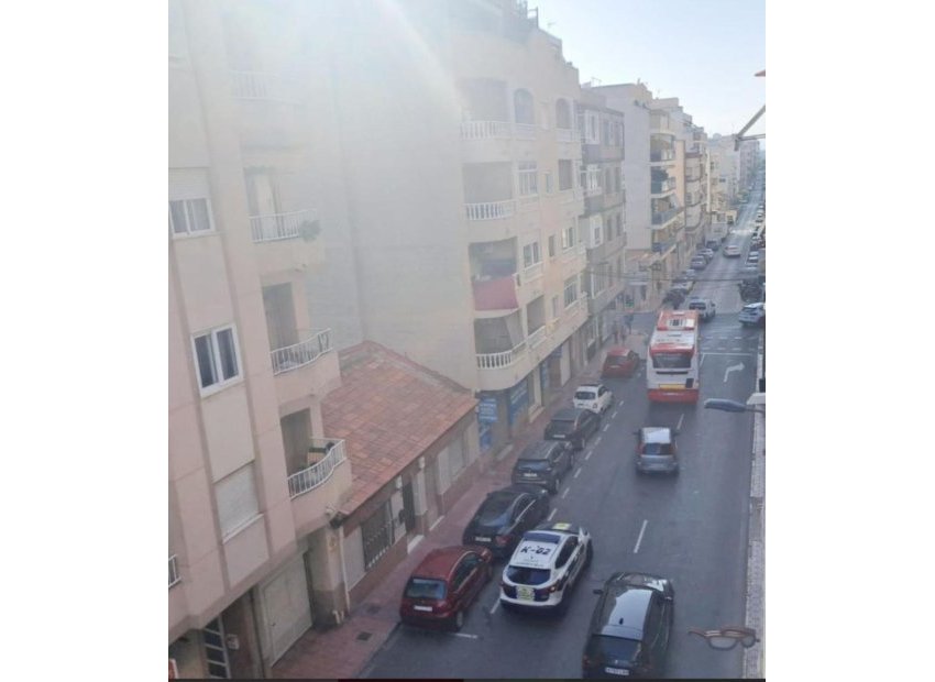 Herverkoop - Piso - Torrevieja - Centro