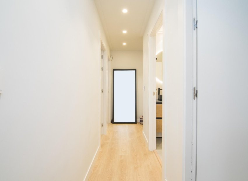 Herverkoop - Planta baja - Elche - Travalón