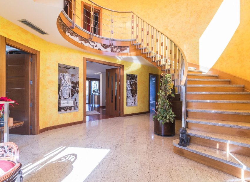 Herverkoop - Villa de Lujo - Elche Pedanías - xLas bayas