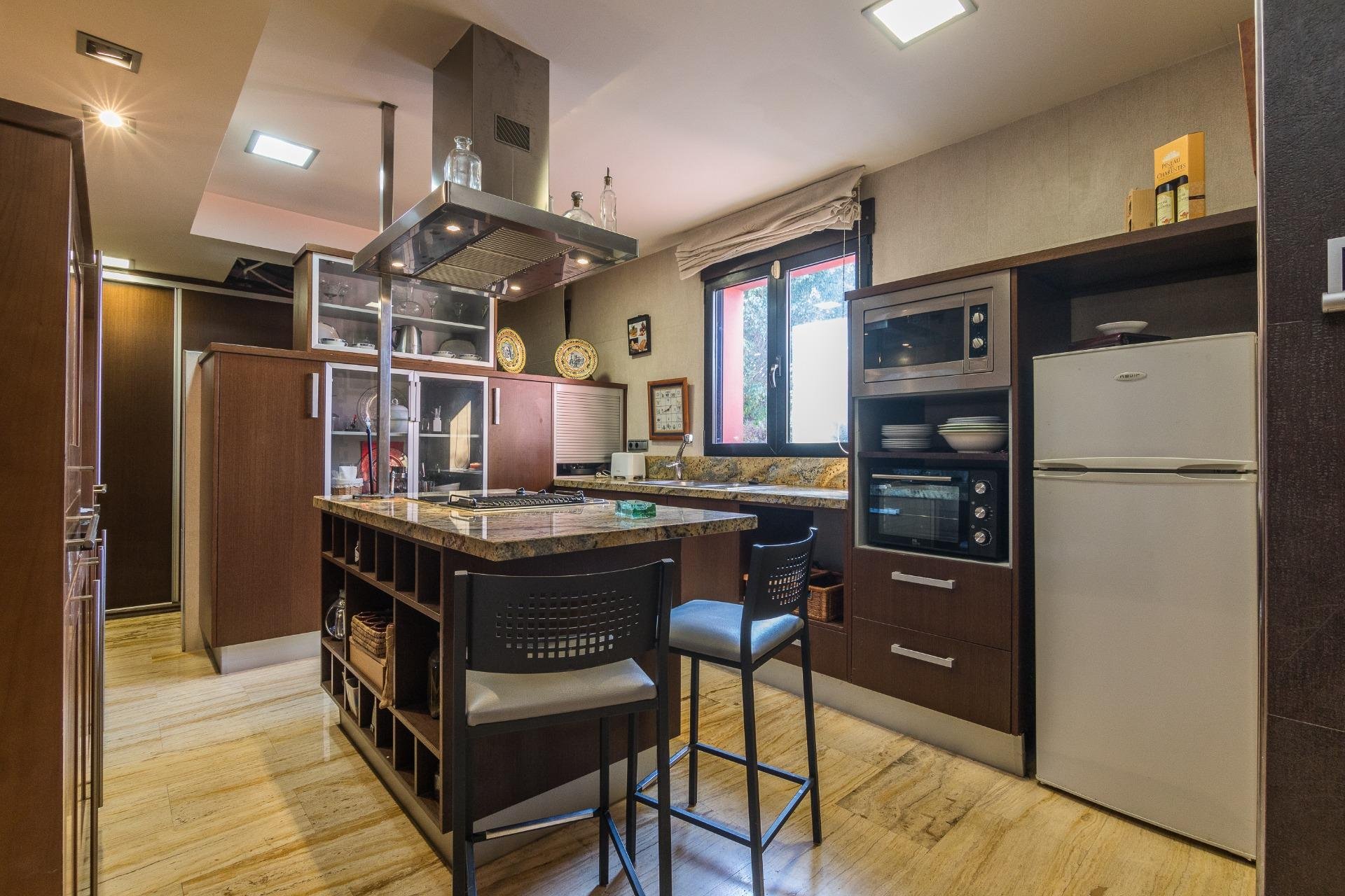 Herverkoop - Villa de Lujo - Elche Pedanías - xLas bayas