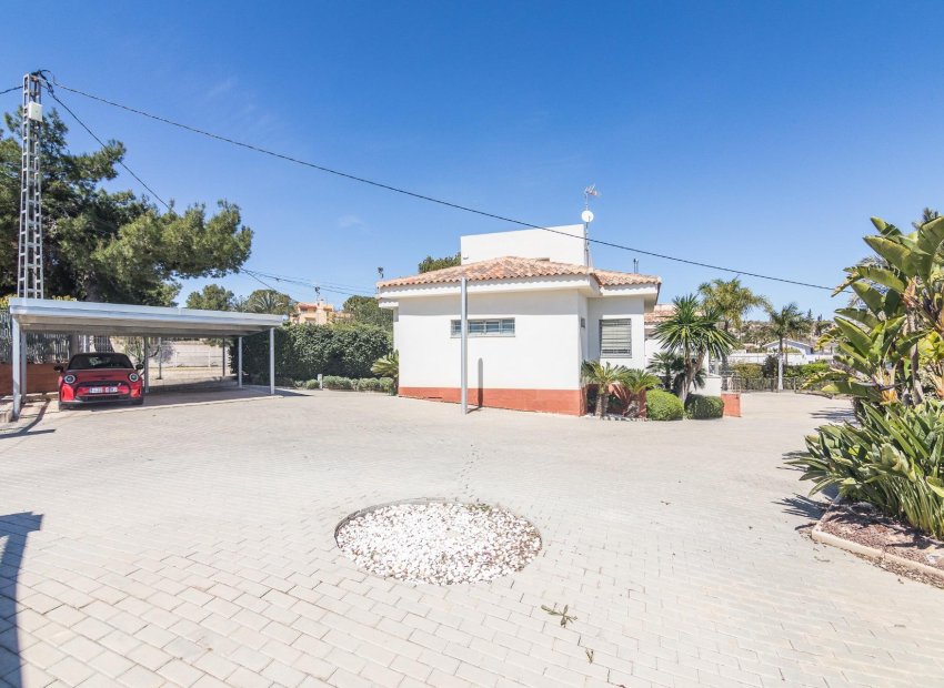Herverkoop - Villa de Lujo - Peña las aguilas - Peña de Las Águilas