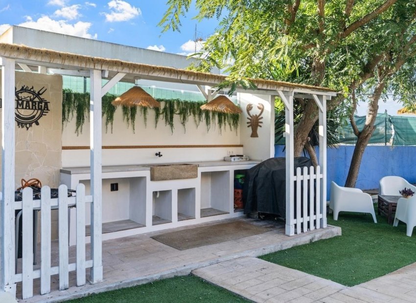 Herverkoop - Villa de Lujo - Santa Pola