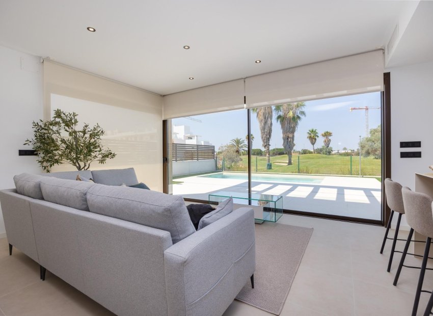 Herverkoop - Villa - Los Alcázares - Las Lomas del Rame-Bahía Bella