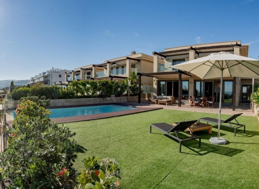 Lange Termijn Verhuur - Chalet - Arenales del Sol - Zona paseo maritimo