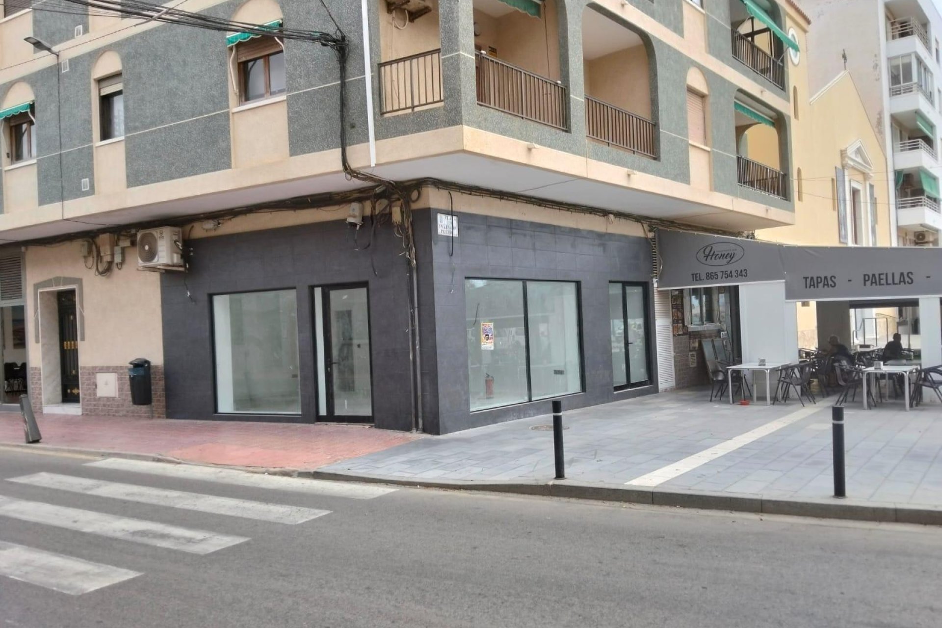 Lange Termijn Verhuur - Local comercial - Torrevieja - La Mata