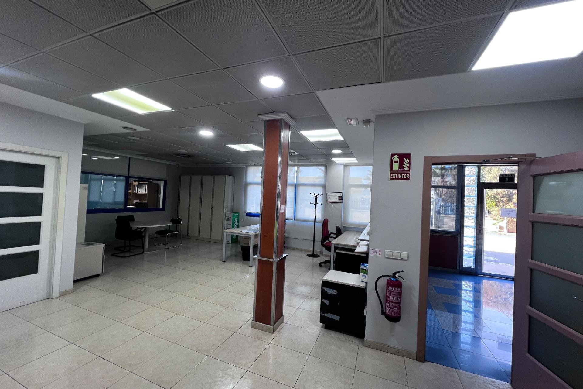 Lange Termijn Verhuur - Nave industrial - Alicante - Poligono de atalayas