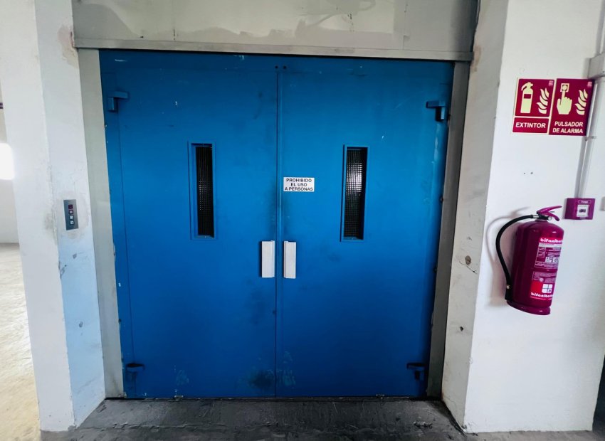 Lange Termijn Verhuur - Nave industrial - Elche Pedanías - Matola