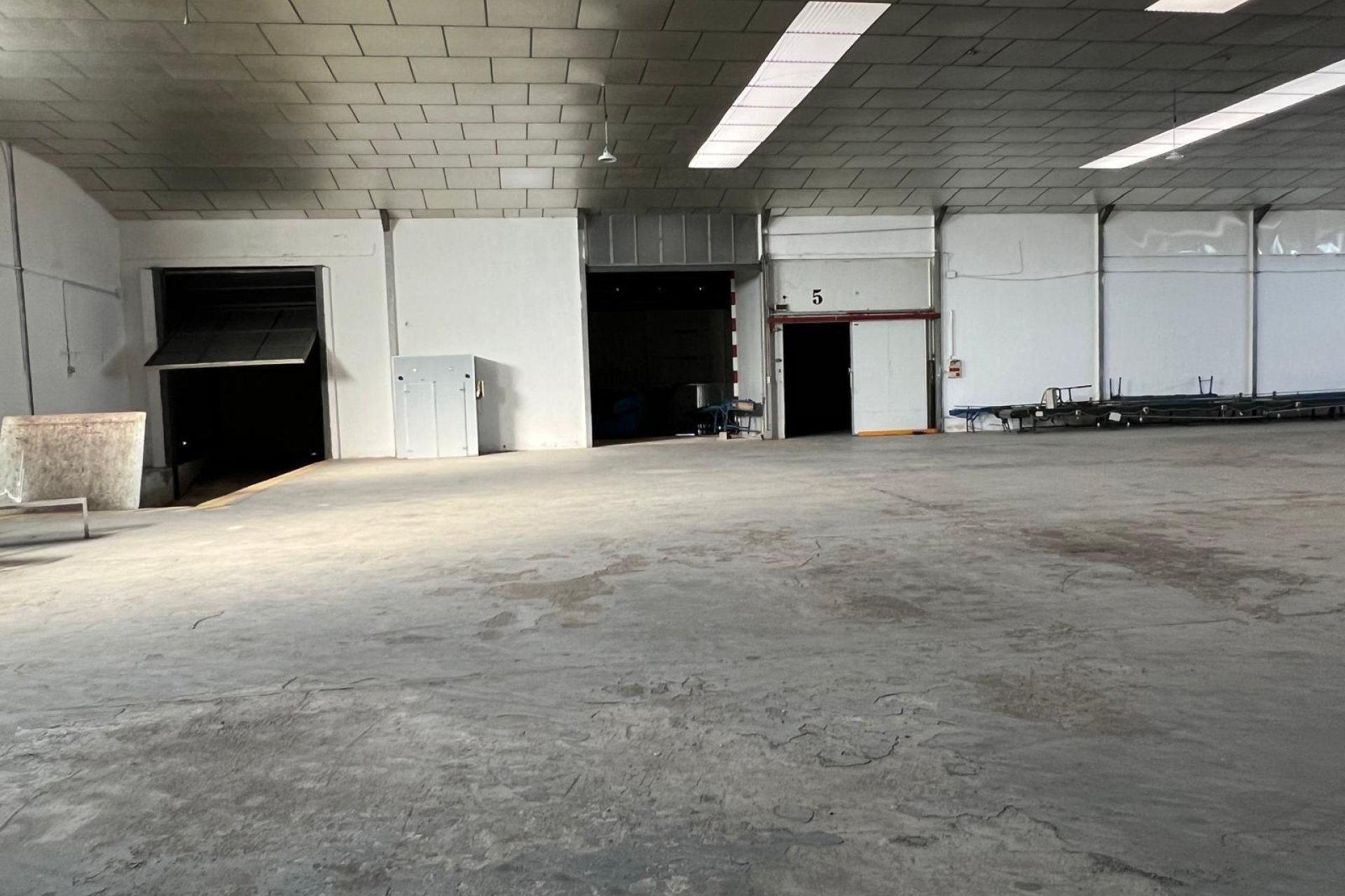 Lange Termijn Verhuur - Nave industrial - Elche