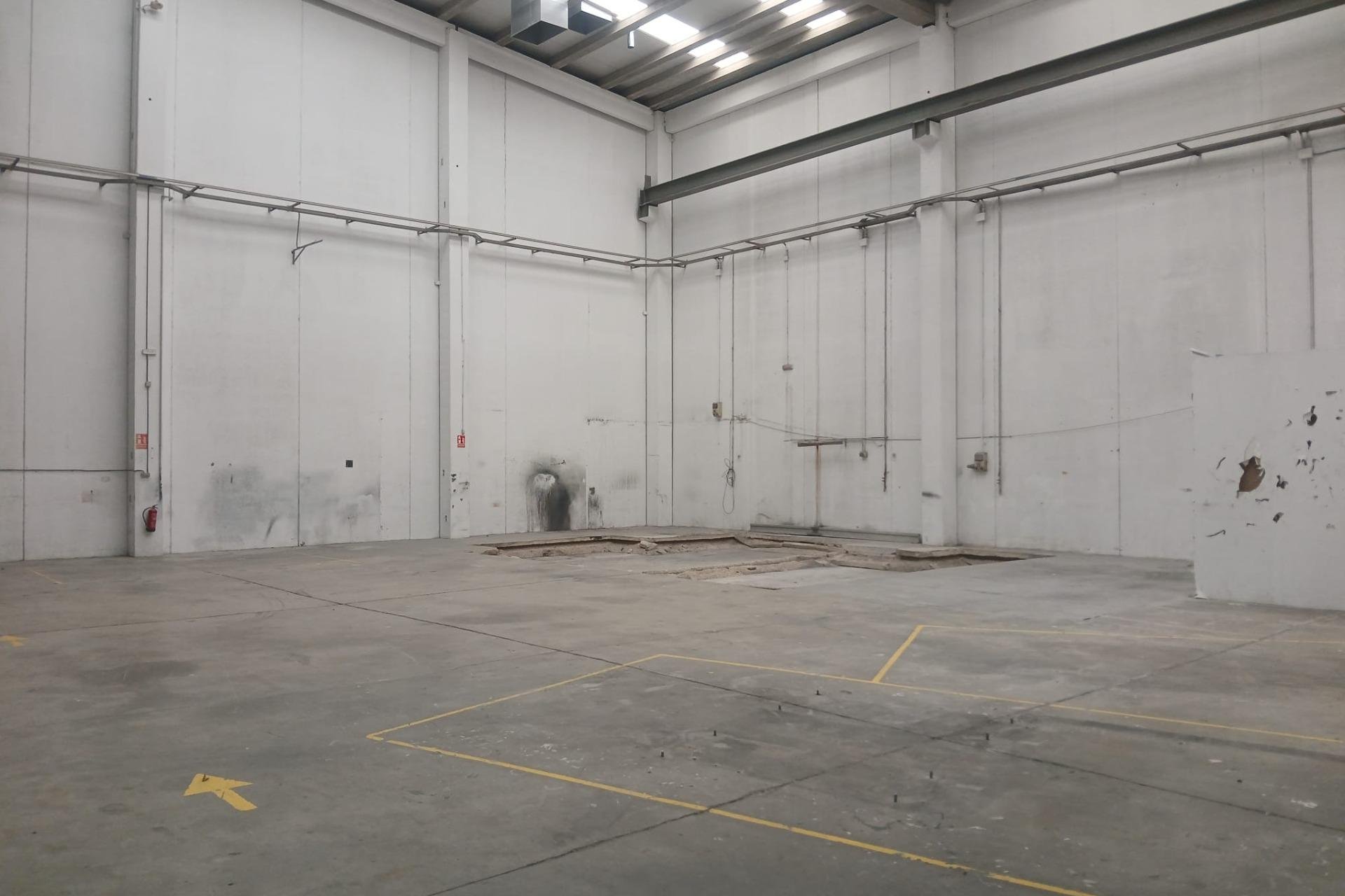 Lange Termijn Verhuur - Nave industrial - San Vicente del Raspeig - Poligono Canastell