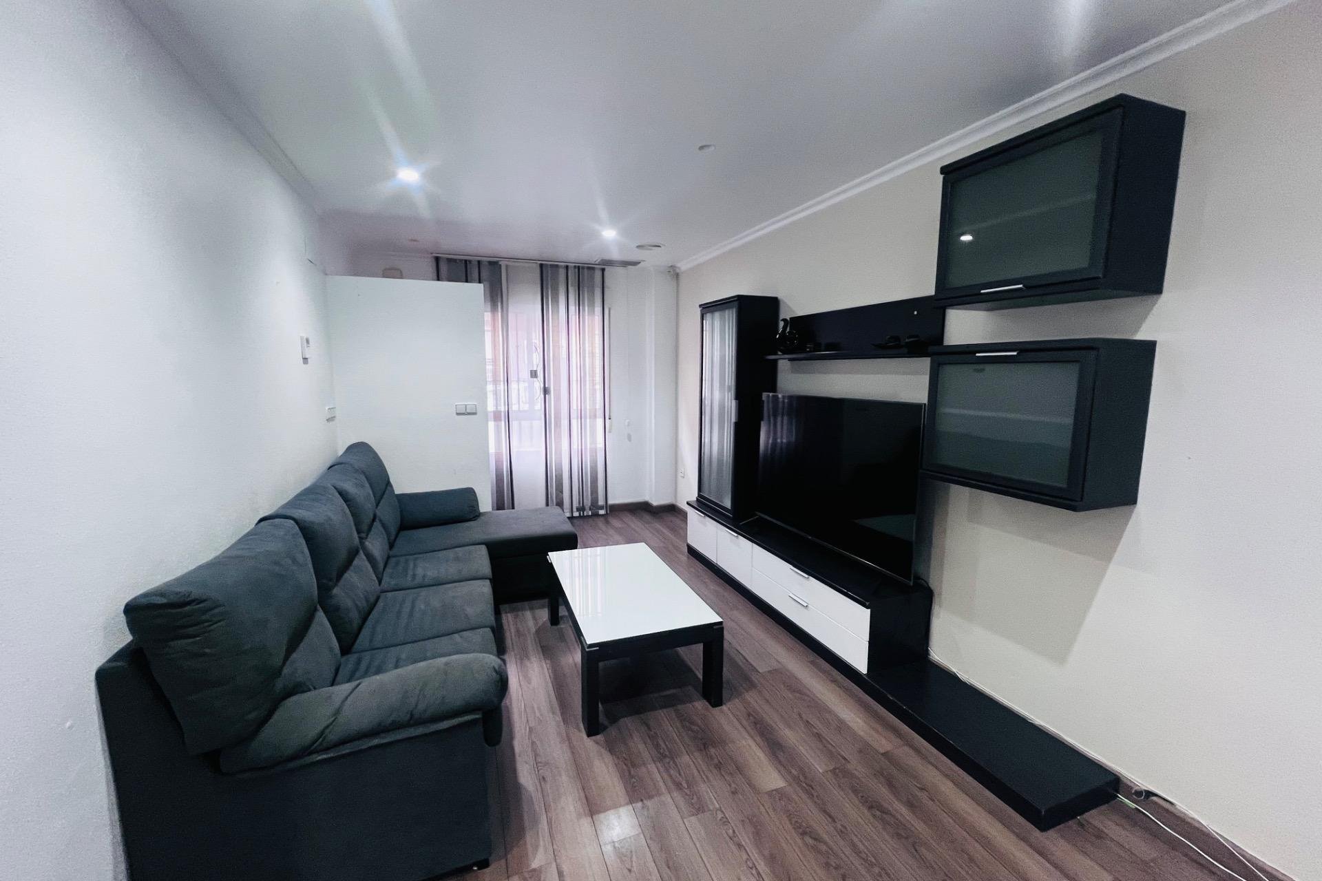 Lange Termijn Verhuur - Piso - Elche - Sector V-El Canal