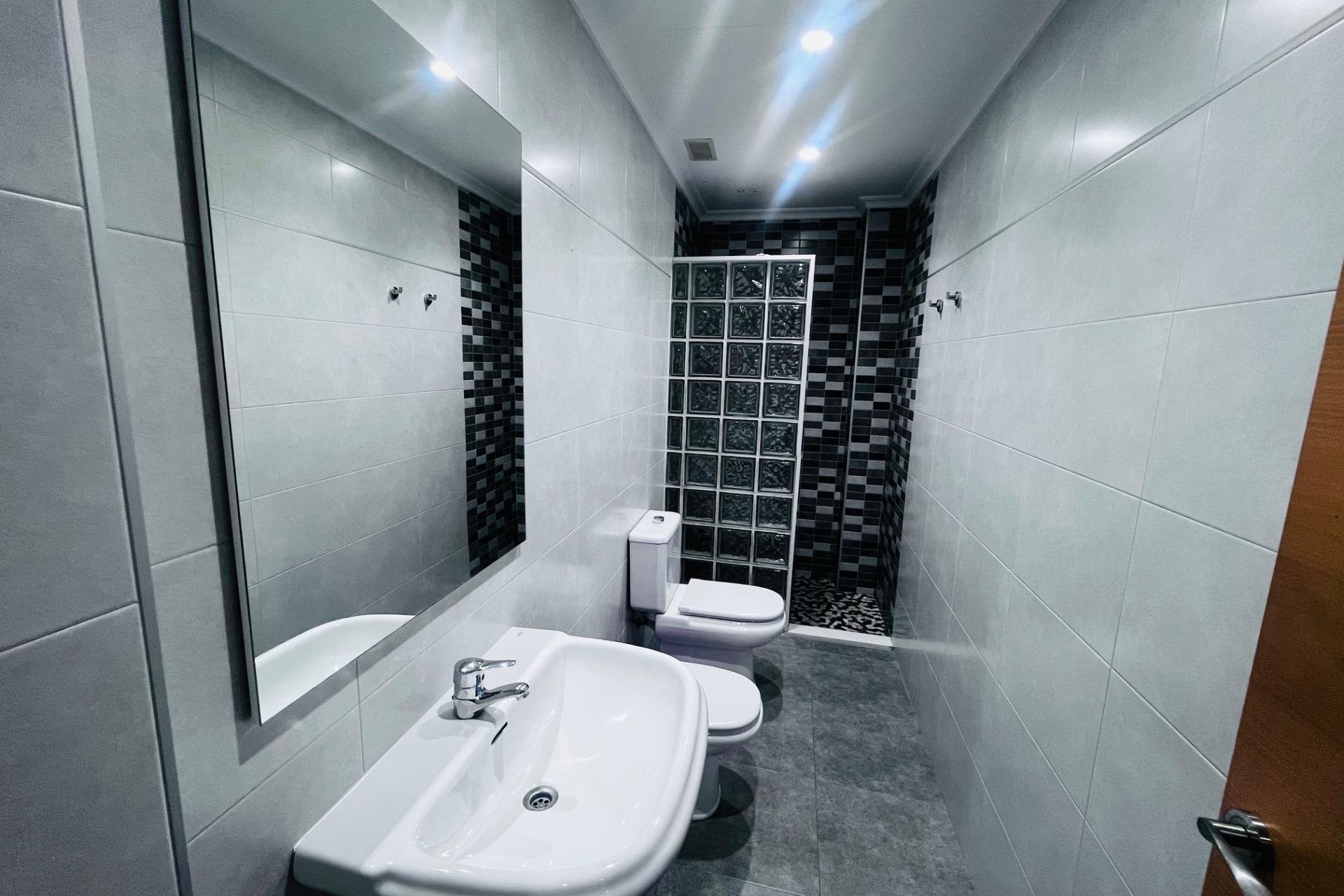 Lange Termijn Verhuur - Piso - Elche - Sector V-El Canal