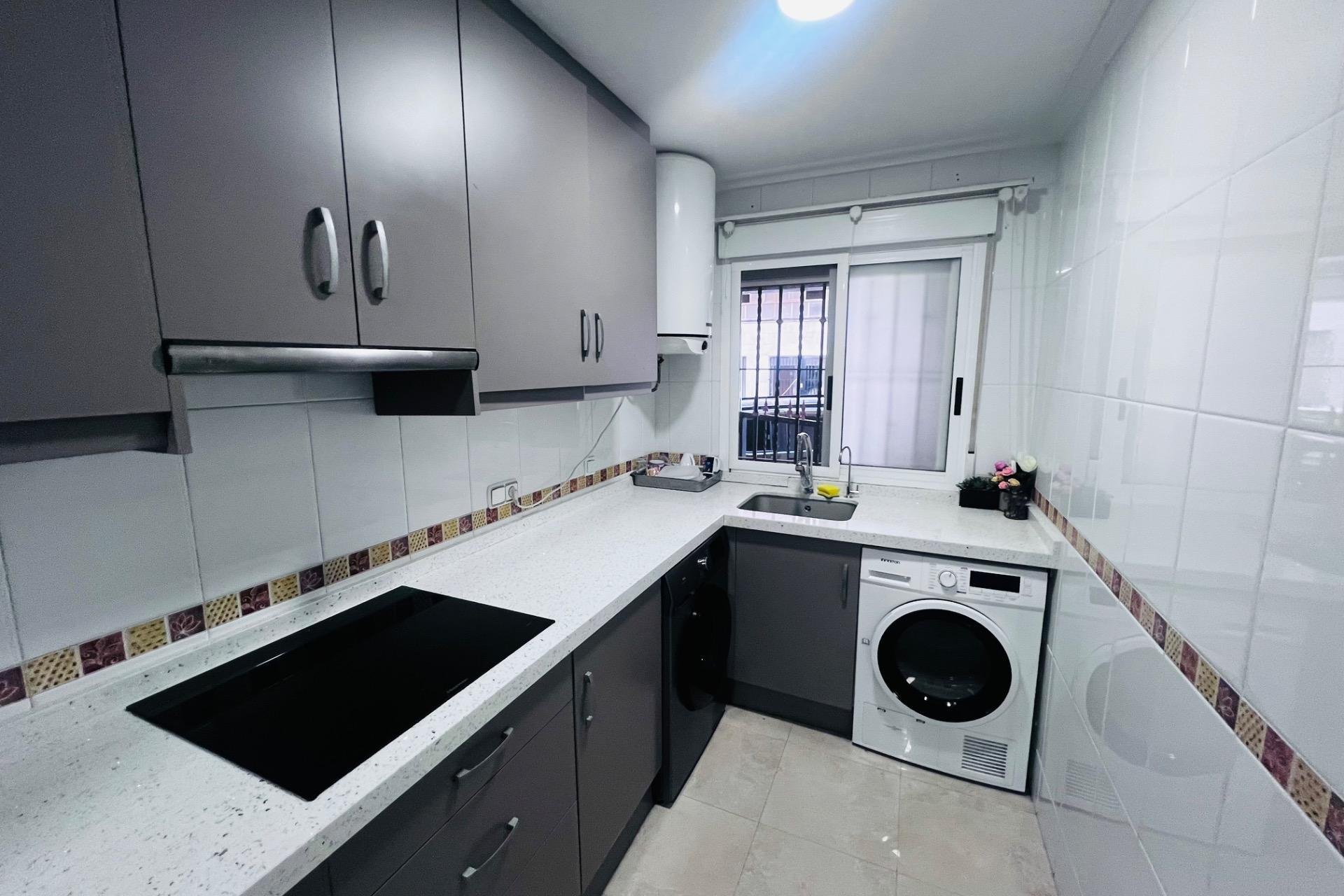 Lange Termijn Verhuur - Piso - Elche - Sector V-El Canal