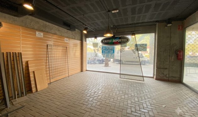 Local comercial - Reventa - Elche - Zona Universidad