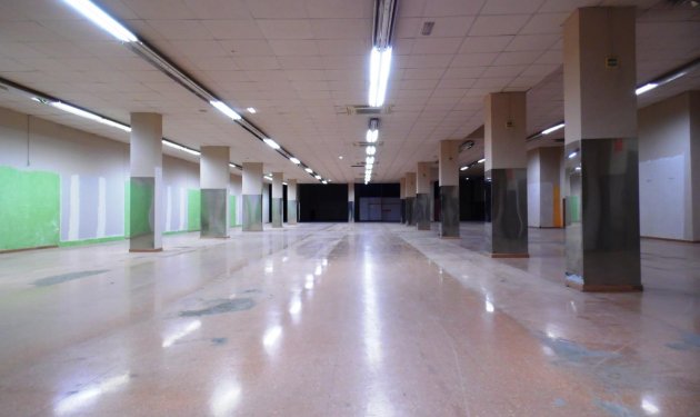 Local comercial - Wynajem długoterminowy - Elche -
                Altabix