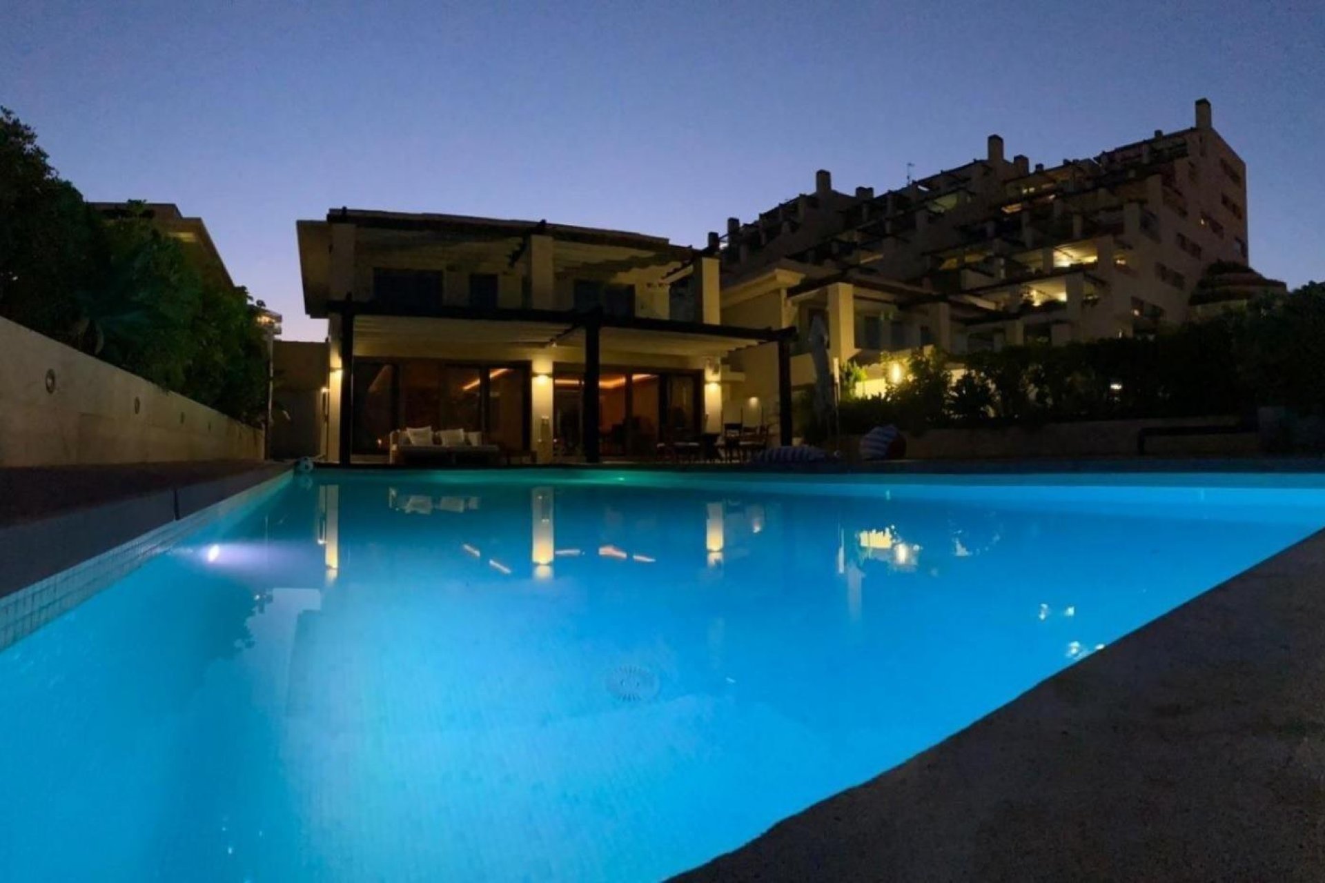 Long Term Rental - Chalet - Arenales del Sol - Zona paseo maritimo