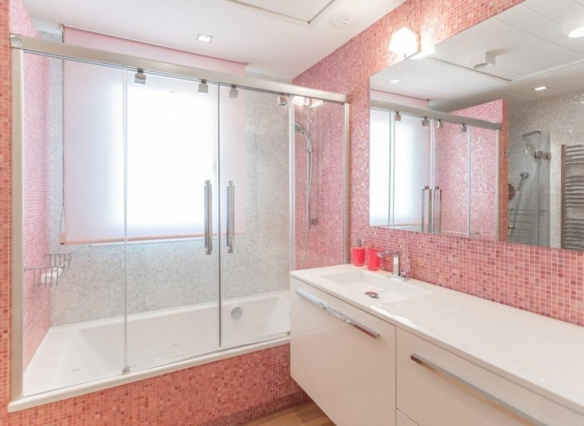 Long Term Rental - Chalet - Arenales del Sol - Zona paseo maritimo