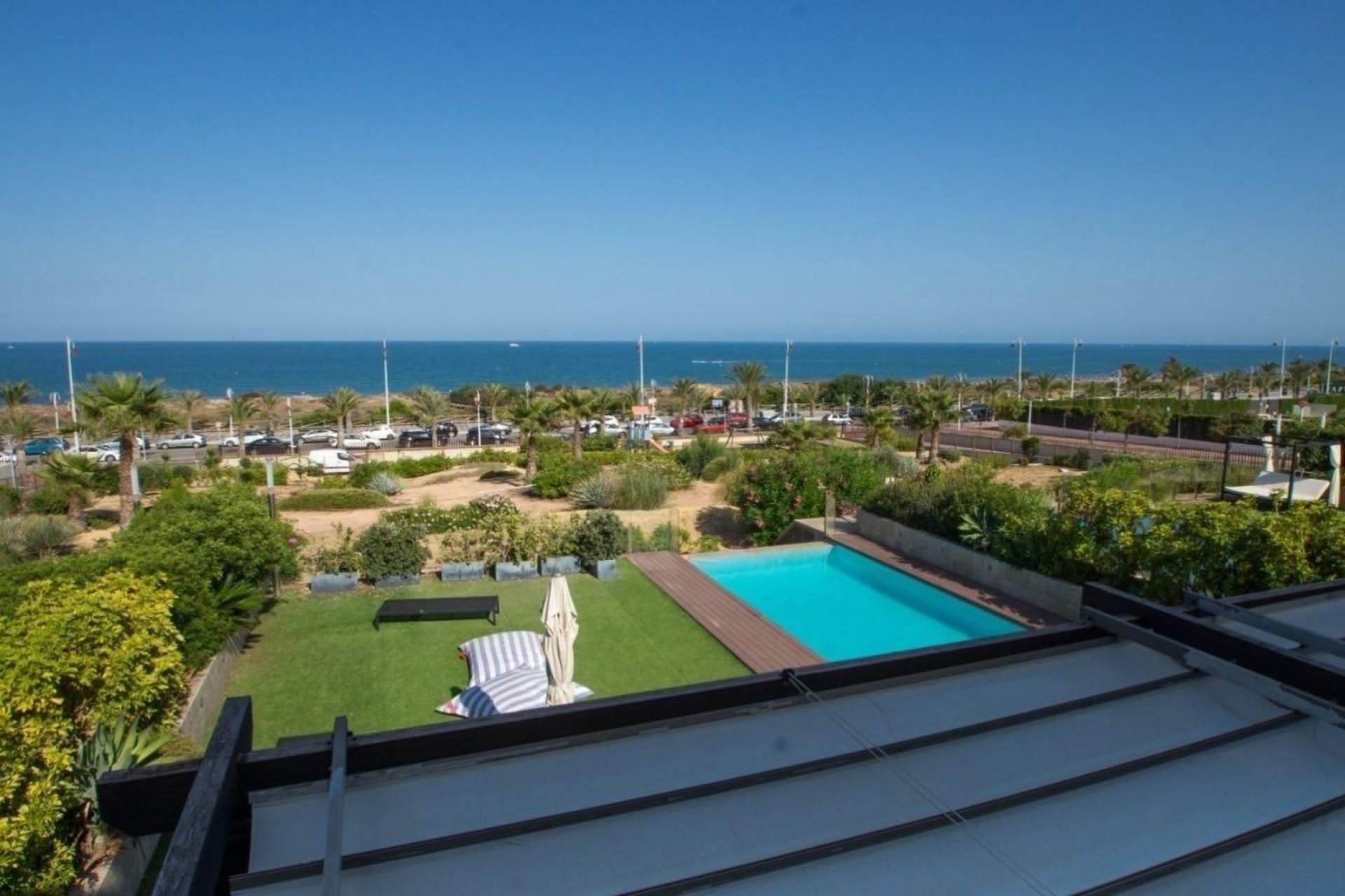 Long Term Rental - Chalet - Arenales del Sol - Zona paseo maritimo