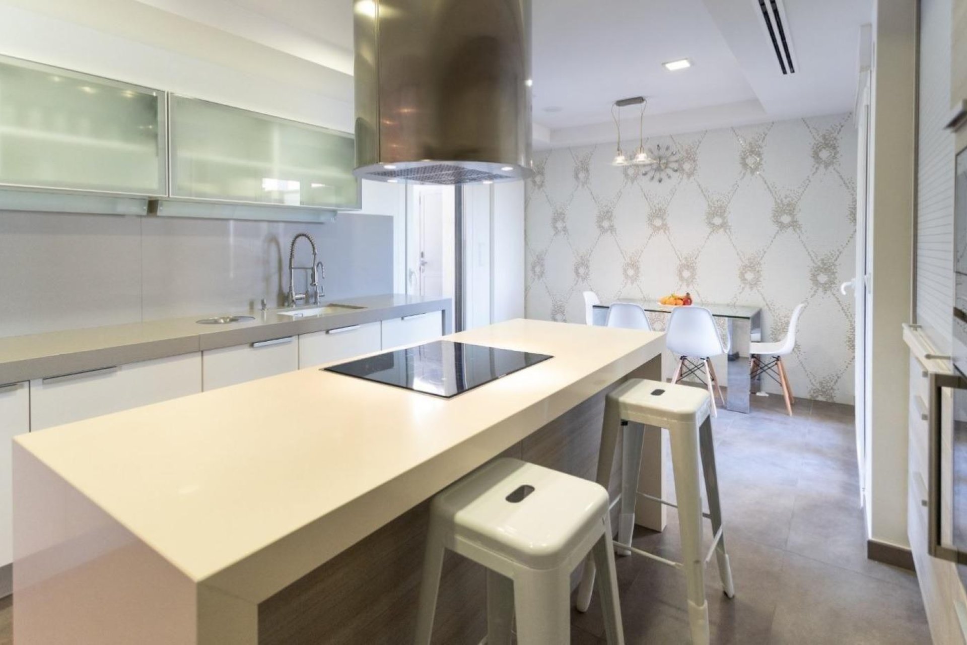 Long Term Rental - Chalet - Arenales del Sol - Zona paseo maritimo