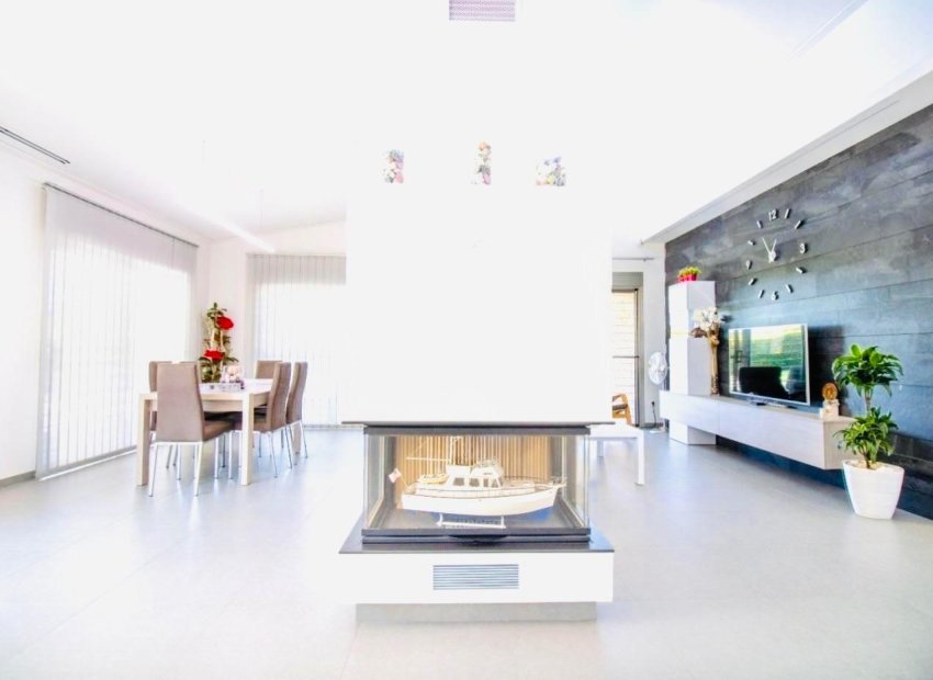Long Term Rental - Chalet - Elche Pedanías - Matola