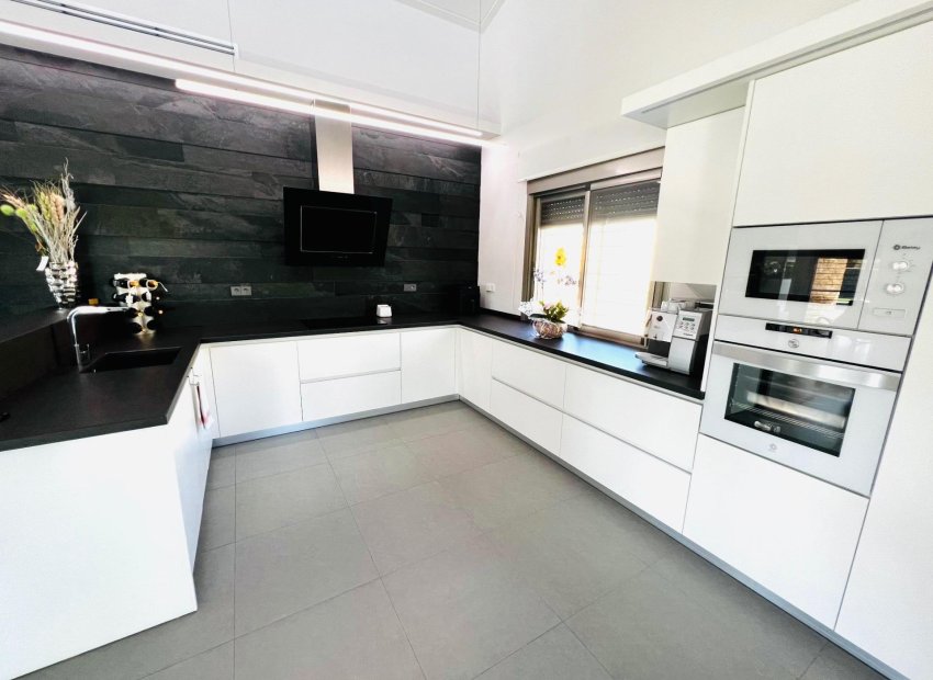 Long Term Rental - Chalet - Elche Pedanías - Matola