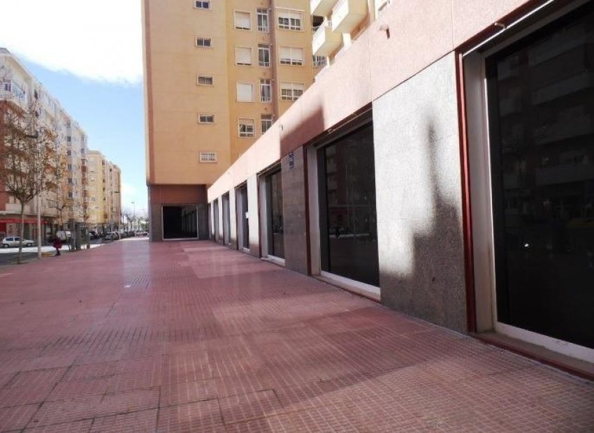 Long Term Rental - Local comercial - Elche - Altabix