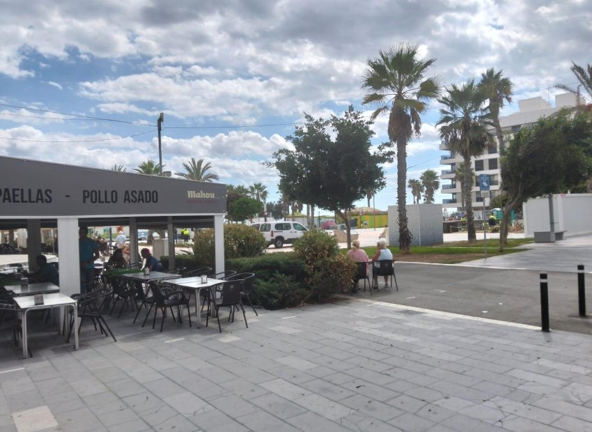 Long Term Rental - Local comercial - Torrevieja - La Mata