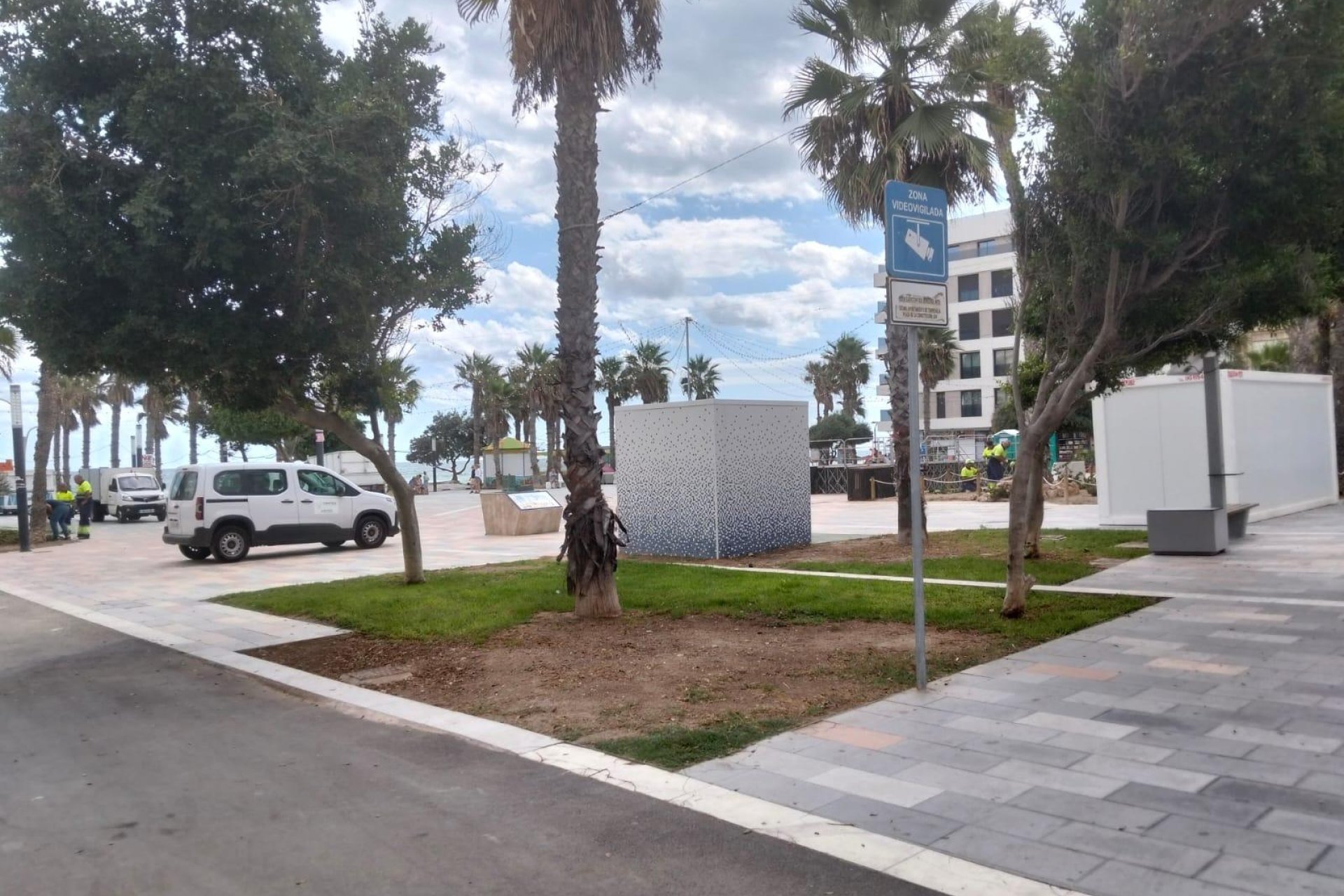 Long Term Rental - Local comercial - Torrevieja - La Mata