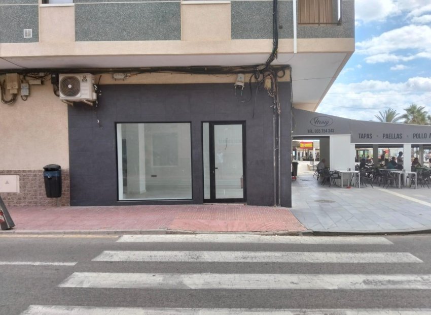 Long Term Rental - Local comercial - Torrevieja - La Mata