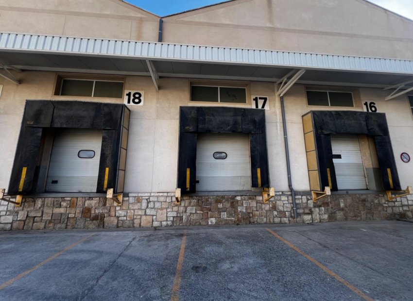 Long Term Rental - Nave industrial - Alicante - Llano del espartal